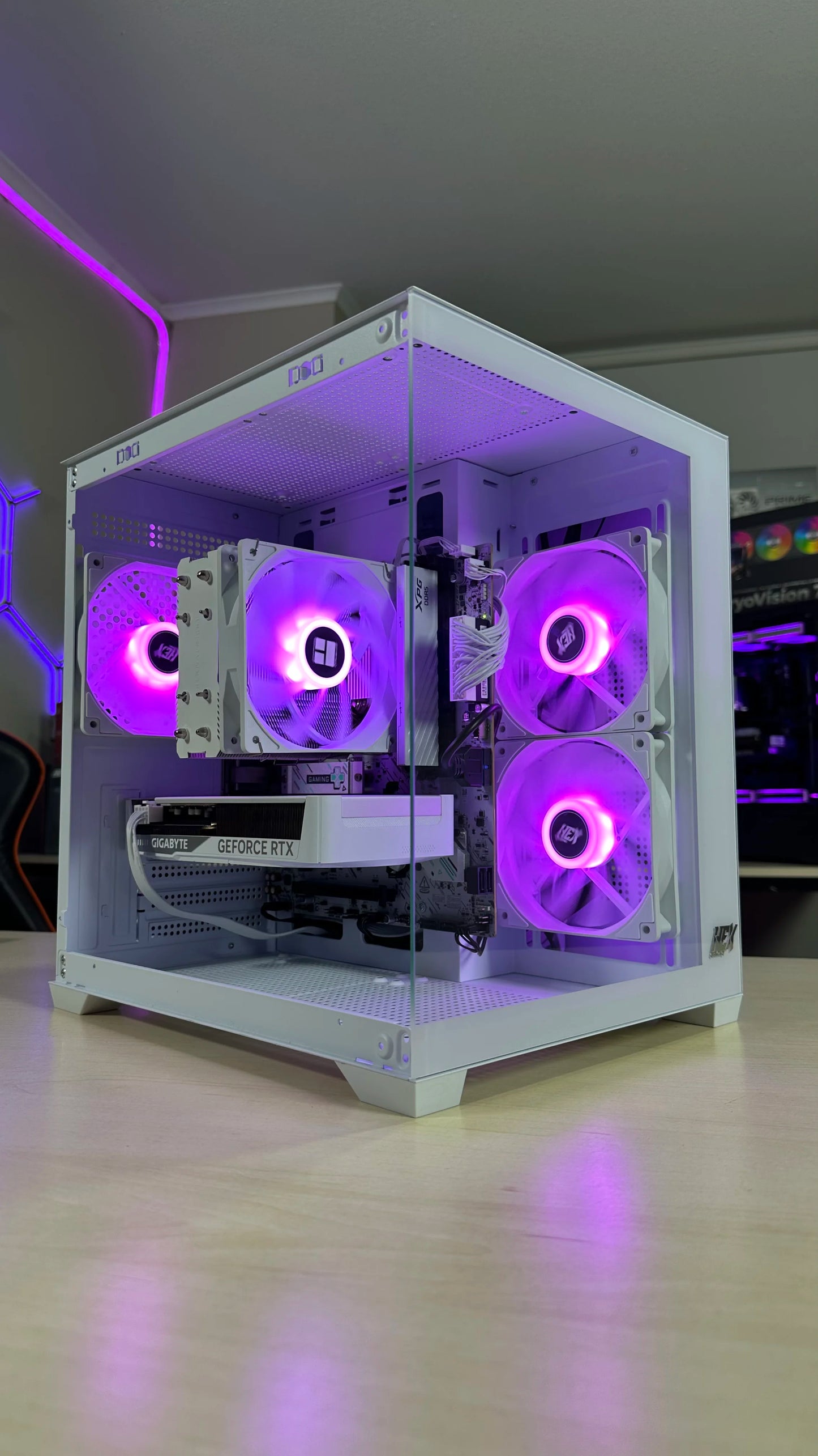 PC Gamer Gama Media | Ryzen 5 9600X / RTX 5060 / Gabinete Blanco Vidrio Templado