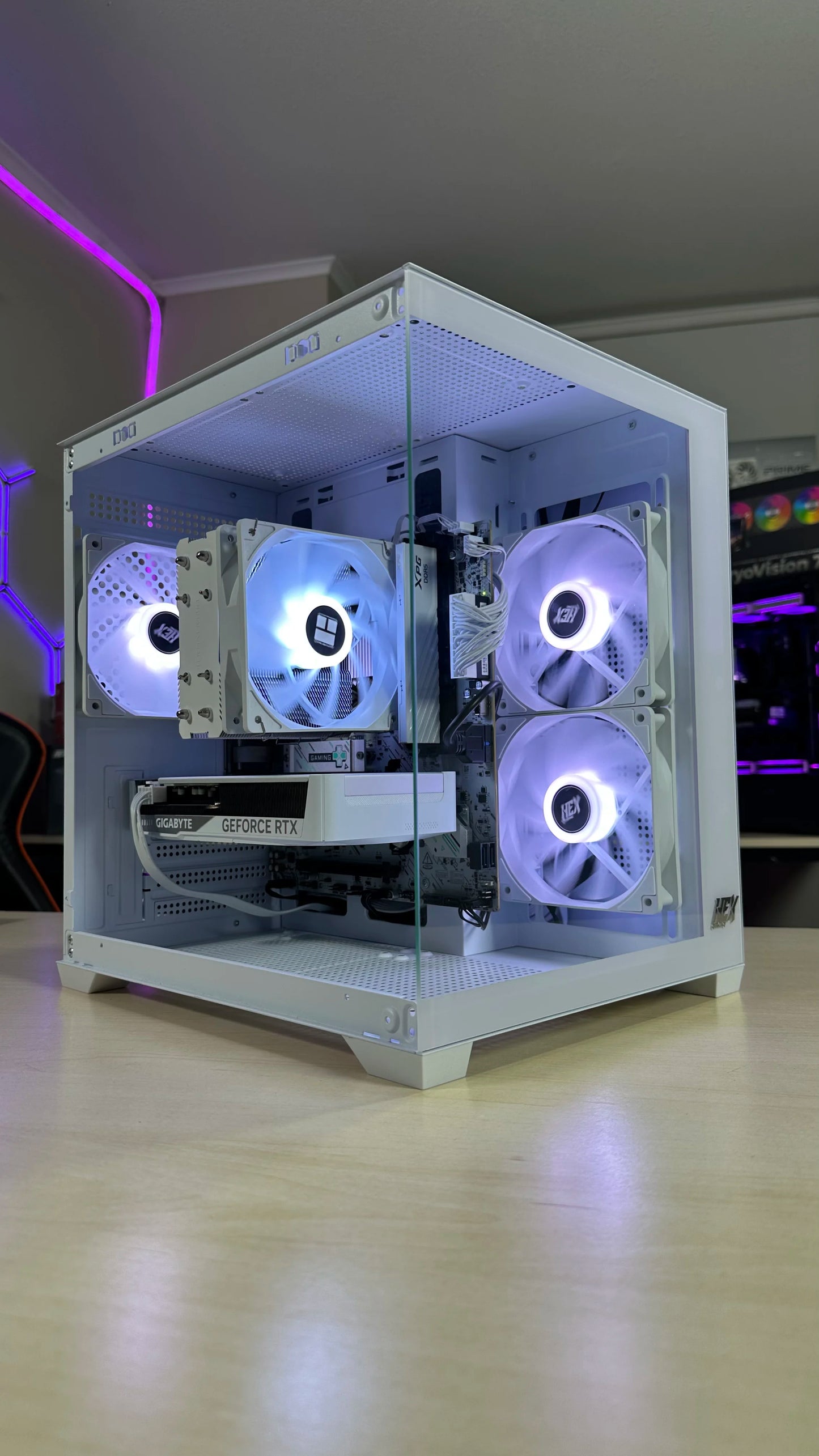 PC Gamer Gama Media | Ryzen 5 9600X / RTX 5060 / Gabinete Blanco Vidrio Templado
