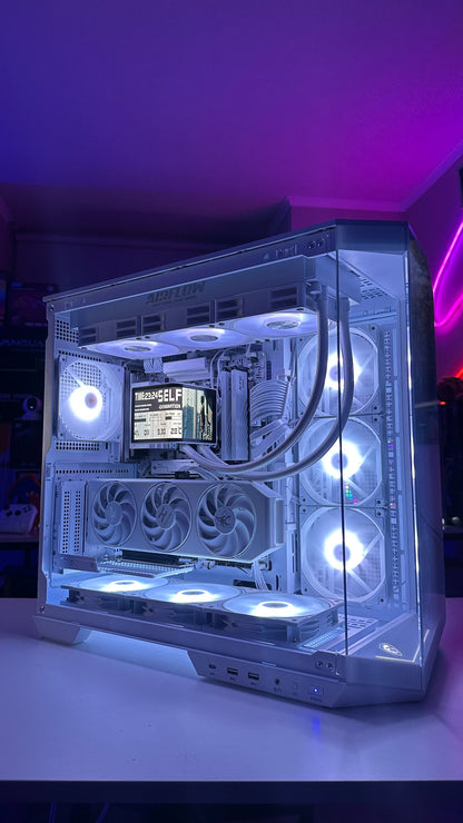 PC Gamer Gama Alta / Ryzen 7 7800X3D / RTX 5070 / Gabinete Pecera