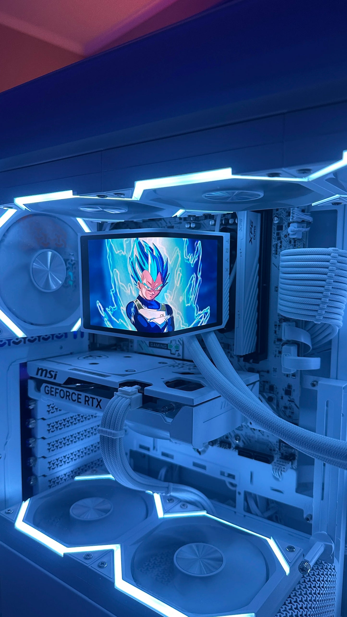PC Gamer Gama Alta / Ryzen 5 9600X / RTX 5070 / Corsair 4500X