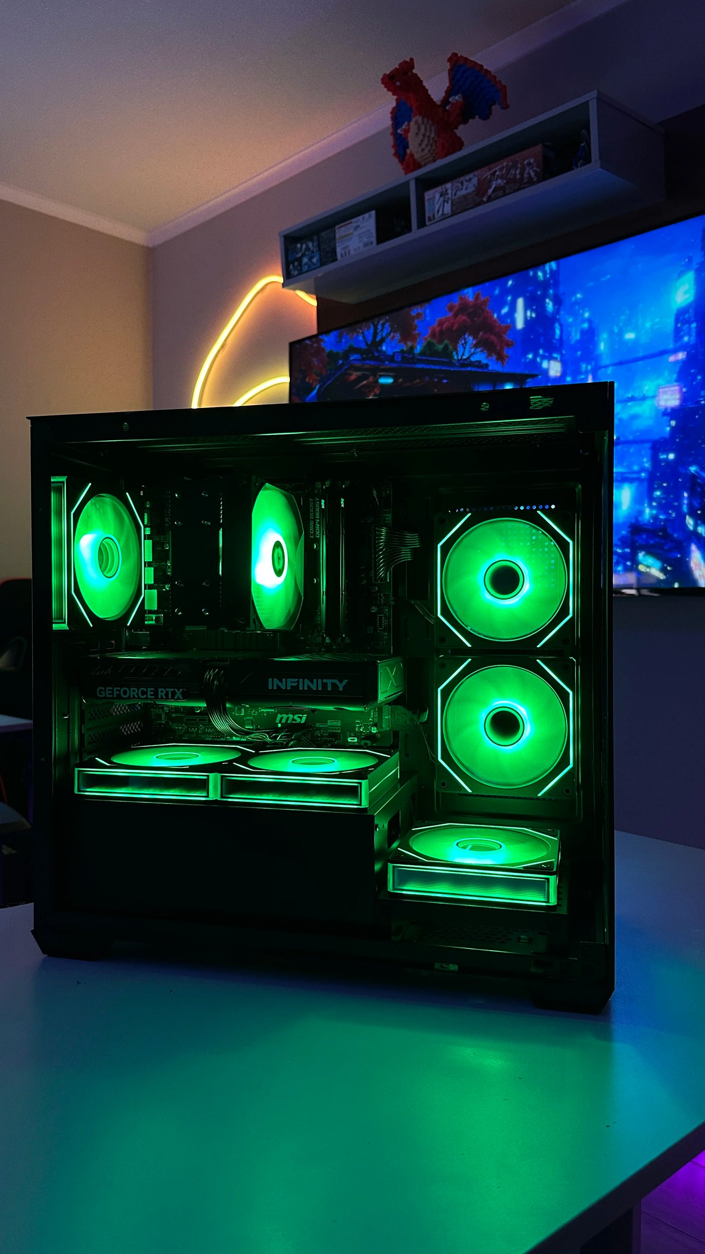 PC Gamer Gama Media | Ryzen 5 5600XT / RTX 5060