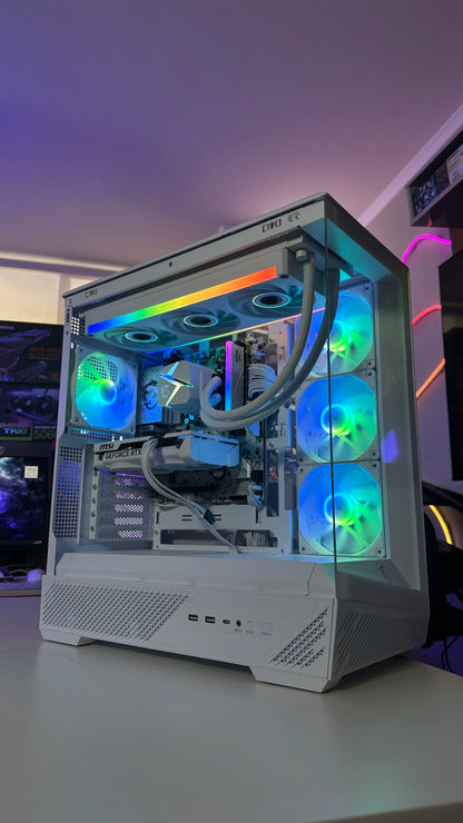 PC Gamer Gama Media | Ryzen 7 8700F / RTX 5060 / 480GB / 130R PZ